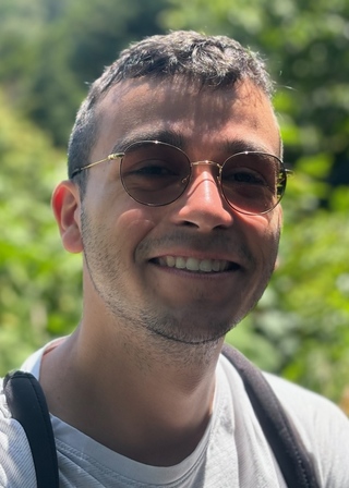 Alexandre Moya, Vacances en famille, Loisirs-créativité