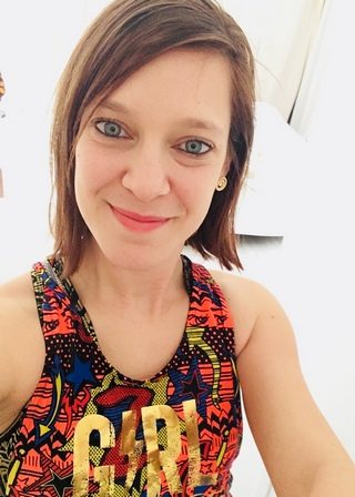 Kelly Hugot, Vacances en famille, Danse collective en ligne