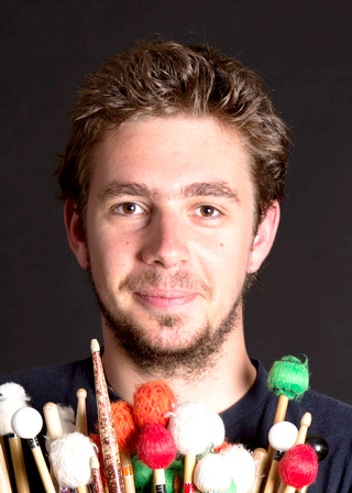 Martin Leroyer, Vacances en famille, Cours batterie-percussions