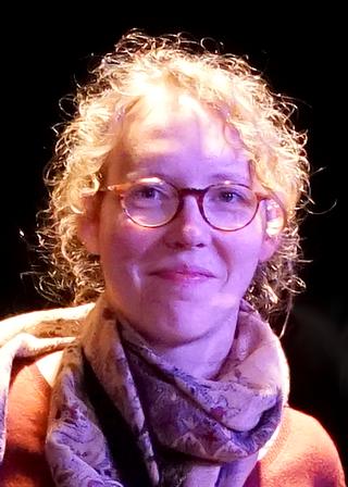 Caroline Elsen, Vacances en famille, Musique-créativité