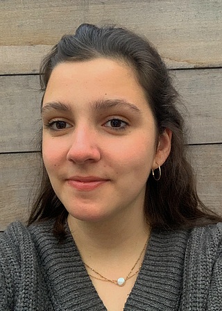 Isaure Dequidt, Vacances en famille, Loisirs-créativité