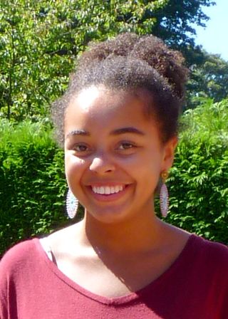 Agathe Wandji, Vacances en famille, Danse collective en ligne