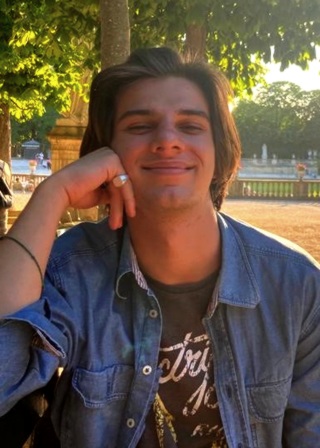 Lucas Gregoire, Vacances en famille, Loisirs-créativité