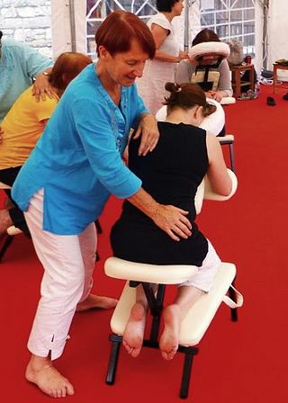 Cours Massage Assis, Vacances en famille, Massage-relaxation-santé